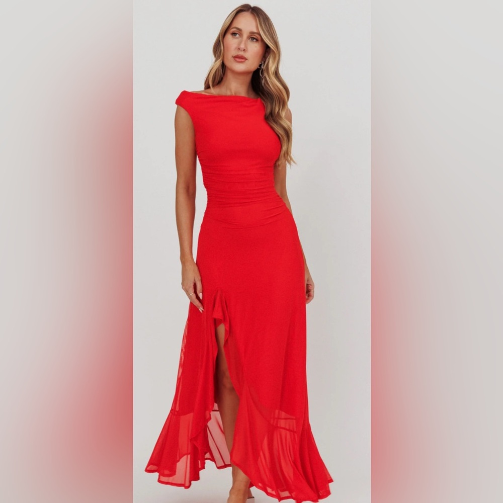 Chic Red Maxi Dress